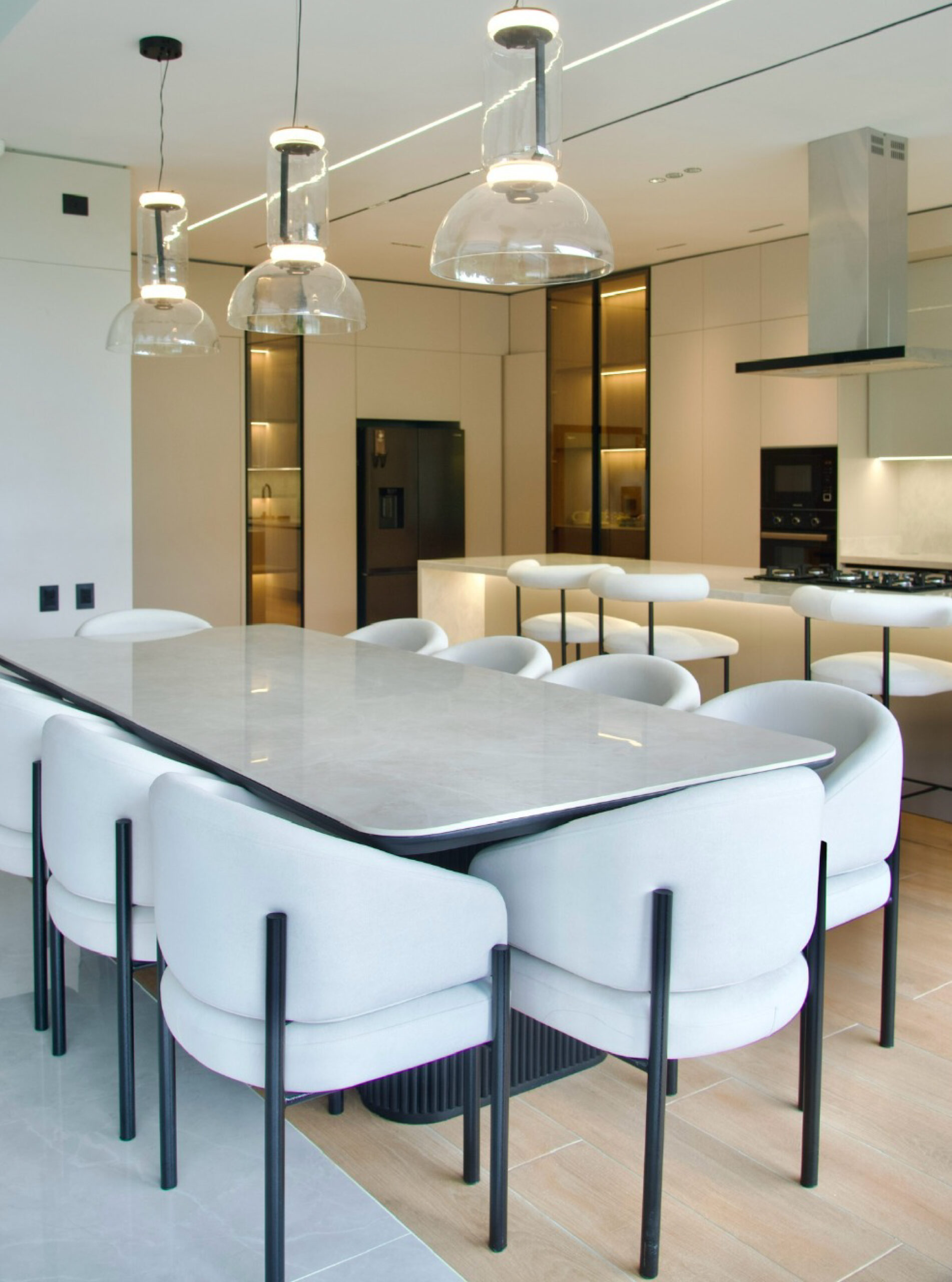 Mesa-Comedor-en-PIEDRA-SINTERIZADA-DIAMOND-CREAM