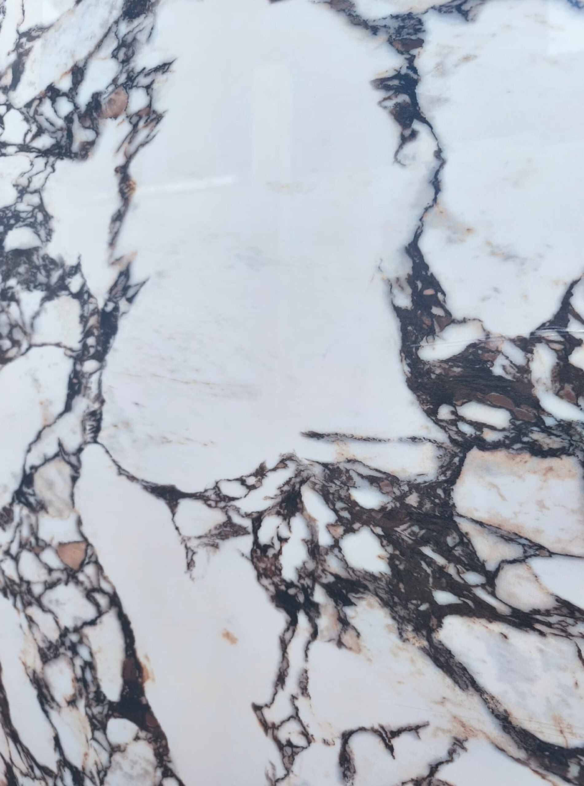 piedra-sinterizada-calacata-viola-artemarmol-colombia